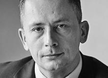 Piotr SkwiecińskiBigger