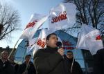 Bronisław Wildstein w trakcie demonstracji