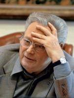 Gdybym dawał łapówki, to opływałbym  w dobrobyt,  a opływam tylko w ćwierćdobrobyt – mówi Aleksander Gudzowaty, jeden  z najbogatszych Polaków 