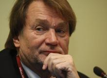 Jan KulczykBigger