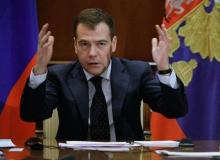 Prezydent Rosji Dmitrij MiedwiediewBigger