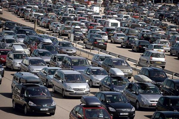 Francuska autostrada na początku sierpnia, gdy zaczynają się wakacje, to piekło automobilisty