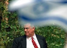Dawid Peleg, jako ambasador Izraela w Polsce, podczas obchodów rocznicy mordu Żydów tykocińskich (sierpień 2006 r., Łopuchowo)Bigger