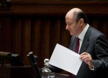 Minister finansów Jacek Rostowski przekazuje w Sejmie informacje dotyczące budżetuBigger