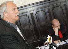 Prof. Marian Filar podczas procesu lustracyjnegoBigger