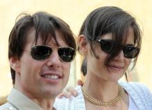 Jednym z najbardziej znanych scjentologów jest amerykański aktor Tom Cruise. Na zdjęciu z żoną Katie HolmesBigger