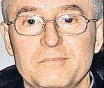Szef zespołu badaczy - ks. prof. Sławomir Zaręba, pallotyn, kierownik Katedry Socjologii Religii w Instytucie Socjologii UKSW. Wcześniej związany z Instytutem Statystyki Kościoła Katolickiego 