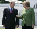 Czy 1 września Putin i Merkel spotkają się w Polsce? Na zdjęciu podczas szczytu G8 w 2007 r.
