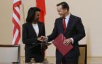 Condoleezza Rice i Radosław Sikorski w dniu podpisania umowy w sprawie tarczy antyrakietowej