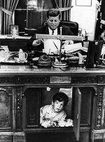 John Kennedy junior, październik 1963