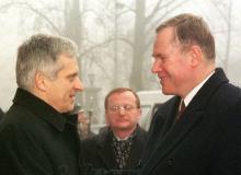 1999 rok, spotkanie ówczesnych premierów Polski i Finlandii, Jerzego Buzka i Paavo LipponenaBigger