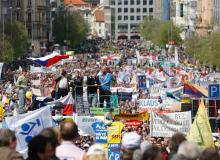 100 tysięcy antyrządowych demonstrantów w Pradze