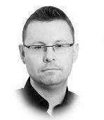 Piotr Gillert 