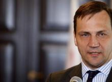 Radosław SikorskiBigger