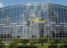 Parlament EuropejskiBigger