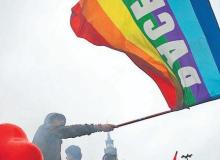 Parada Równości w Warszawie  w czerwcu 2009 rokuBigger