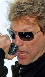 on Bon Jovi zapowiedział, że podczas dwuletniej trasy koncertowej trzy razy zagrają  na stadionie Meadowlands w East Rutherford, rodzinnym mieście lidera grupy (fot. Mel Evans)