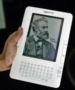 Amazon Kindle 2  święci triumfy w Ameryce. Można go też sprowadzić  do Polski