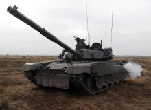 Czołg PT-91 MalajBigger