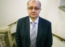 Andrzej A. ZiębaBigger