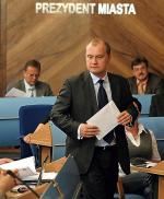 Prezydent Szczecina Piotr Krzystek twierdził, że broni swojego  dobrego imienia i zabiera głos w debacie o wolności słowa w sieci
