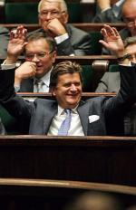 Wiceszef Klubu PO Janusz Palikot utrzymuje,  że nie wiedział, iż jego asystent pracował  w firmie  z branży hazardowej 