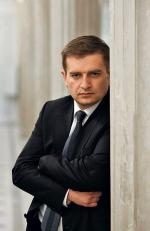 Kościół w Polsce przekracza granice świeckiej państwowości, czego dowodem jest list biskupów w sprawie  in vitro i silny lobbing na rzecz zakazania tej procedury sztucznego zapłodnienia – uważa poseł Lewicy Bartosz Arłukowicz