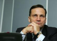 Radosław SikorskiBigger