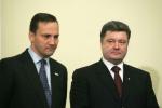 Ministrowie spraw zagranicznych Polski i Ukrainy - Radosław Sikorski i Petr Poroszenko