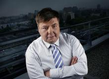 Piotr SemkaBigger