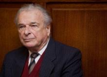 Czesław KiszczakBigger