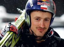 Adam MałyszBigger