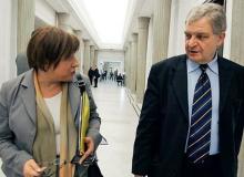 Politycy Platformy podkreślali, że udział Zbigniewa Wassermanna w pracach nad ustawą hazardową za rządów PiS wymaga większych wyjaśnień niż konsultacje, które prowadziła wówczas Beata Kempa Bigger