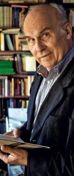 Ryszard Kapuściński w swojej pracowni