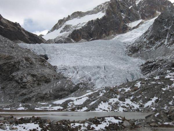Glaciar Viejo z daleka