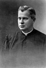 Ksiądz Marceli Godlewski (fot: archiwum sióstr franciszkanek Rodziny Maryi w Aninie)
