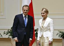 Donald Tusk i Julia TymoszenkoBigger