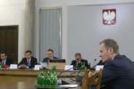 Donald Tusk w trakcie zeznań przed komisją