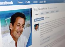 Konta na Facebooku mają nawet politycy. Tu profil prezydenta FrancjiBigger