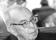 Krzysztof Skubiszewski (zdjęcie z 2005 roku)Bigger