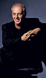 Daniel Barenboim (fot. Clive Arrowsmith - Warner Classics)