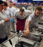 Uczestnicy projektu „Idealny biznes” w Makro mają  do wyboru ponad 20 kursów. Właścicieli restauracji i hoteli  mogą się nauczyć m.in. nowoczesnych technik kulinarnych