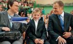 Minister edukacji Katarzyna Hall (na zdjęciu z premierem Donaldem Tuskiem podczas inauguracji roku szkolnego 2008/2009  w Przodkowie koło Gdańska) pracuje nad rozwiązaniami, które poprawią pracę szkół ze zdolnymi uczniami 