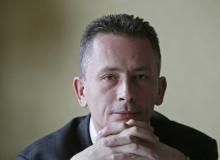 Piotr SkwiecińskiBigger