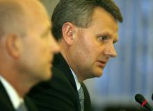 Od prawej minister skarbu, Aleksander Grad i Andrzej Klesyk, prezes PZUBigger