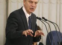Prokuratura chciała postawić Krzysztof Piesiewiczowi zarzuty m.in. posiadania narkotykówBigger