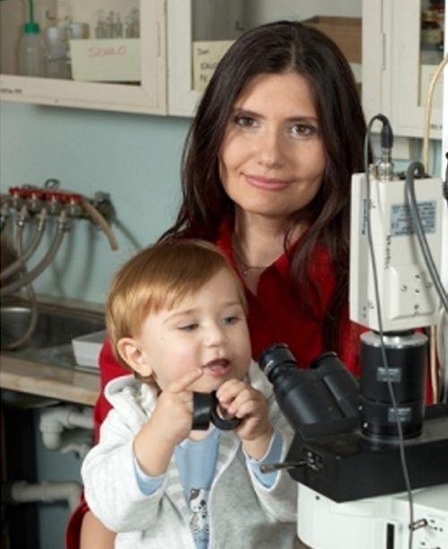 Fizykochemik Katarzyna Matczyszyn z synem Filipem, Instytut Chemii Fizycznej i Teoretycznej, Politechnika Wrocławska