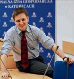 Maciej Biskupski, absolwent Uniwersytetu Śląskiego, dostał pracę, bo doceniono jego umiejętności komunikacyjne. Od co drugiego absolwenta pracodawcy wymagali umiejętności psychospołecznych 
