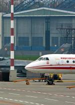 Łapówka miała być zapłatą za odbiór wyremontowanego hangaru. Na zdjęciu wojskowy port lotniczy Okęcie w 2008 r.