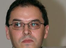 Maciej KorkućBigger